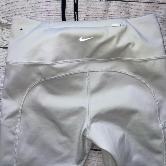 Nike Dri Fit White Leggings - Picture 5 of 7